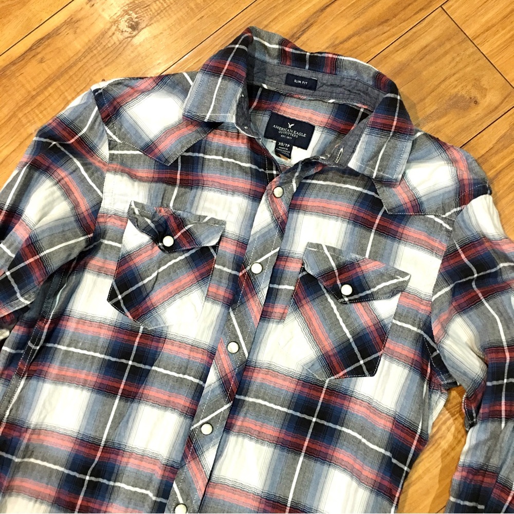 American Eagle Outfitters plaid cotton button up shirt top long sleeve XS